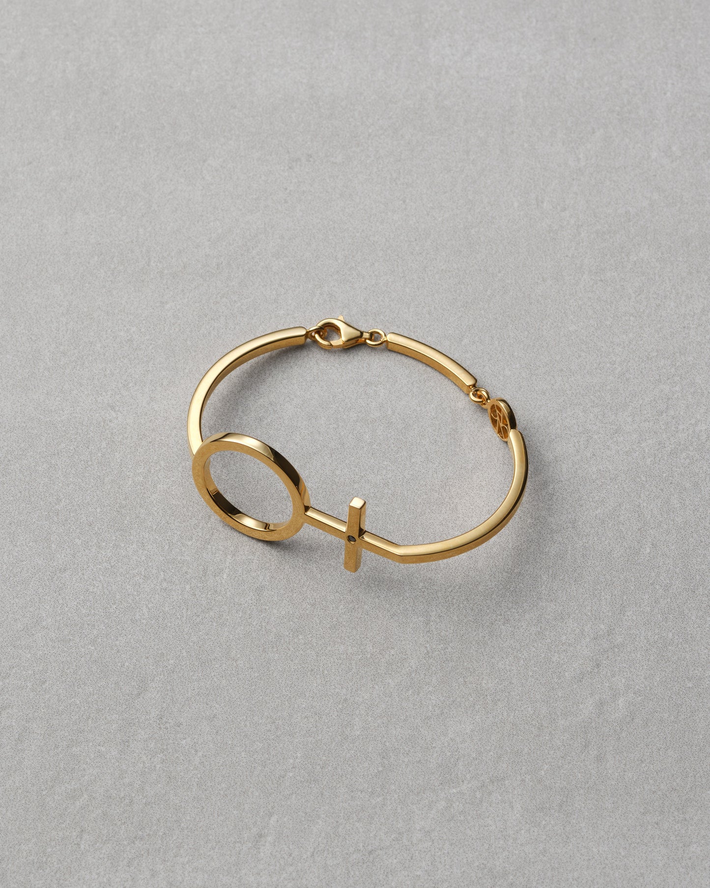 SHE BRACELET
