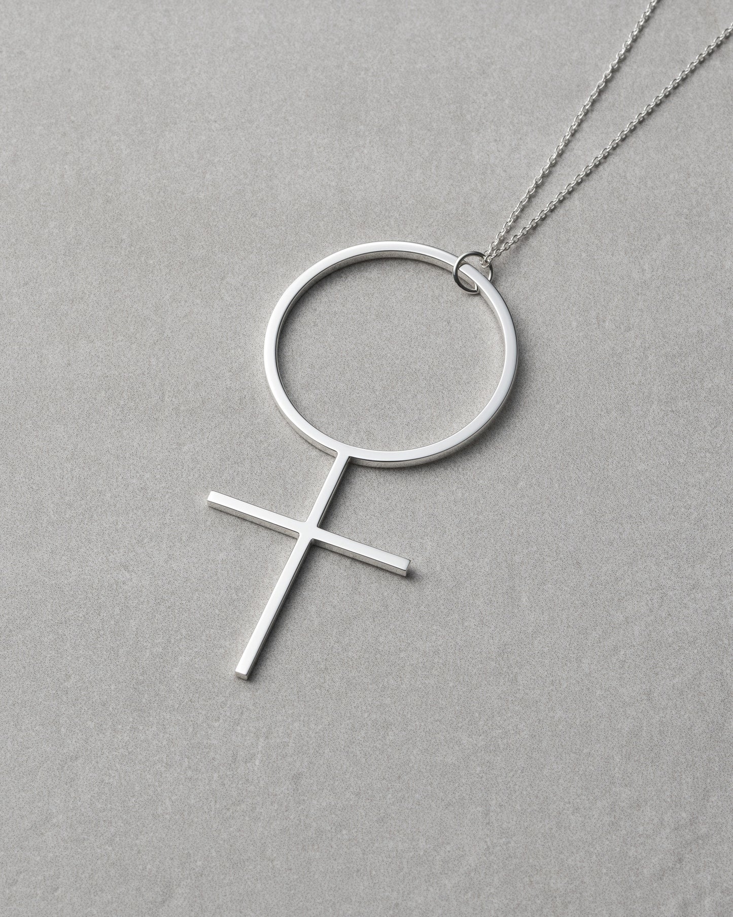 BIG SHE NECKLACE