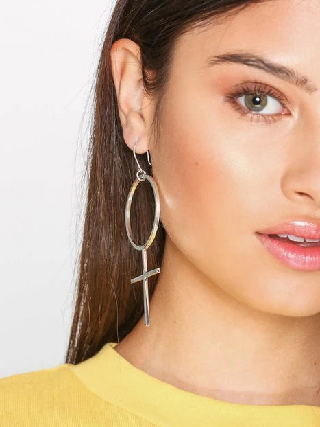 BIG SHE EARRING
