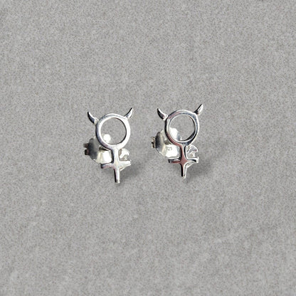 SHE DEVIL EARRINGS MINI