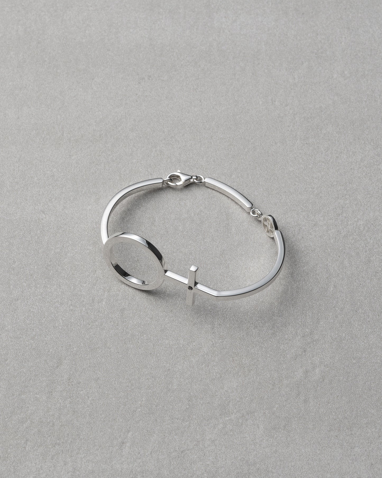 SHE BRACELET
